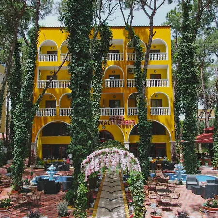 Hotel Mali i Robit-3